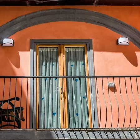 Apartment Little House